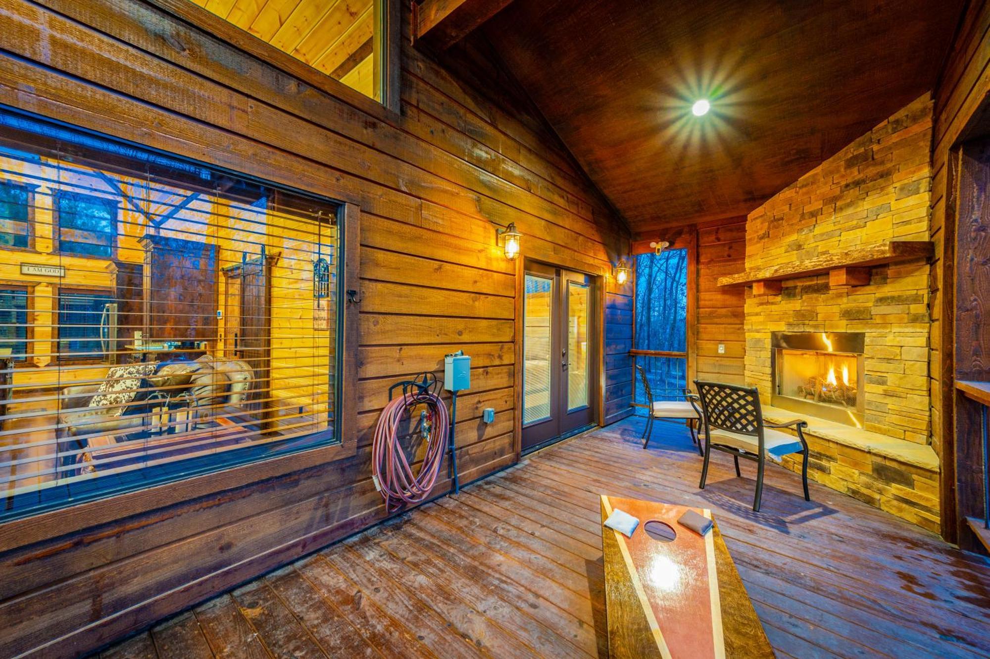 The Luxurious Blue Sky Lodge Is Epic! 布罗肯鲍 外观 照片