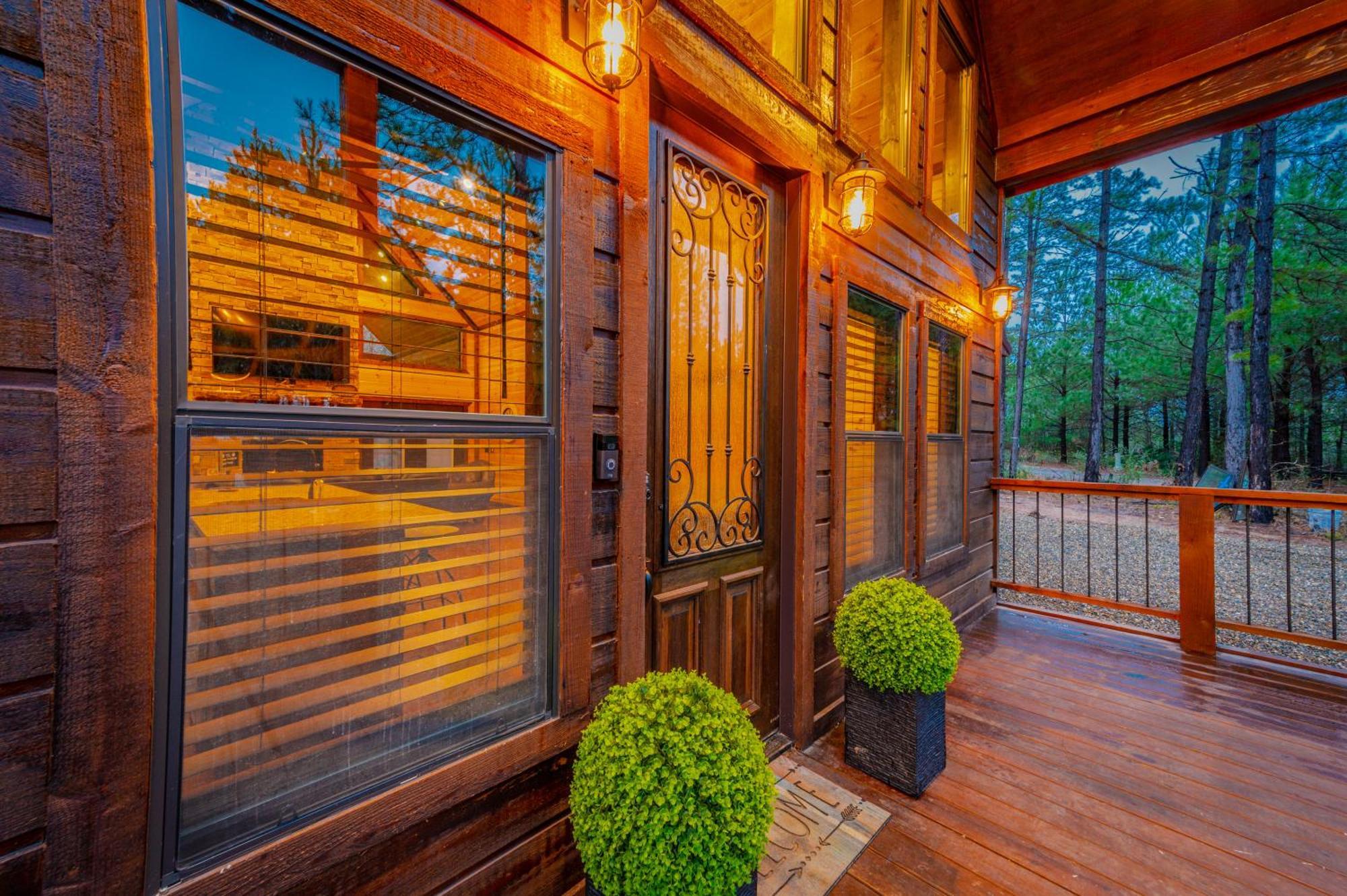 The Luxurious Blue Sky Lodge Is Epic! 布罗肯鲍 外观 照片