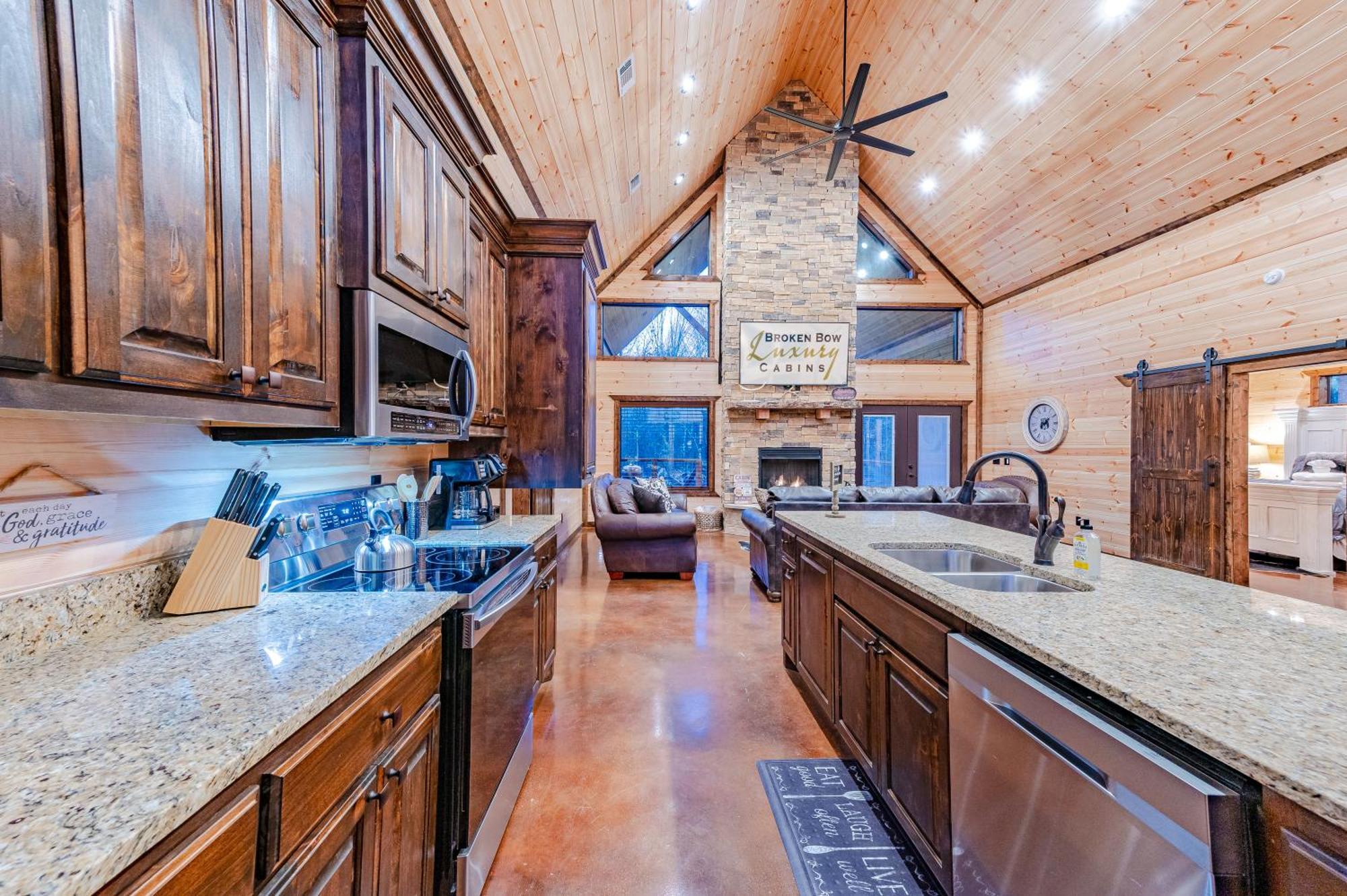 The Luxurious Blue Sky Lodge Is Epic! 布罗肯鲍 外观 照片
