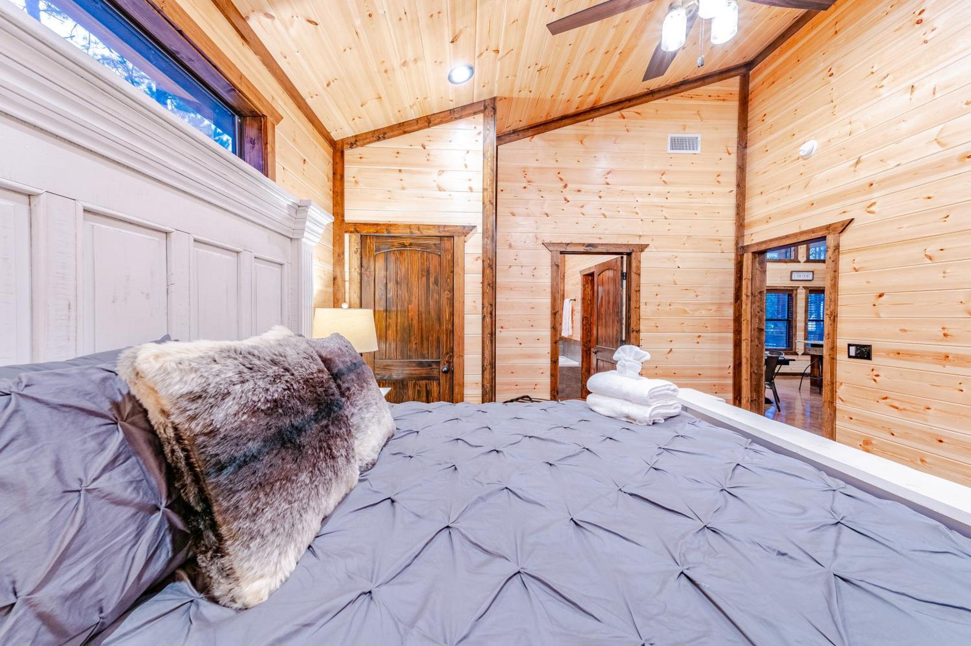 The Luxurious Blue Sky Lodge Is Epic! 布罗肯鲍 外观 照片